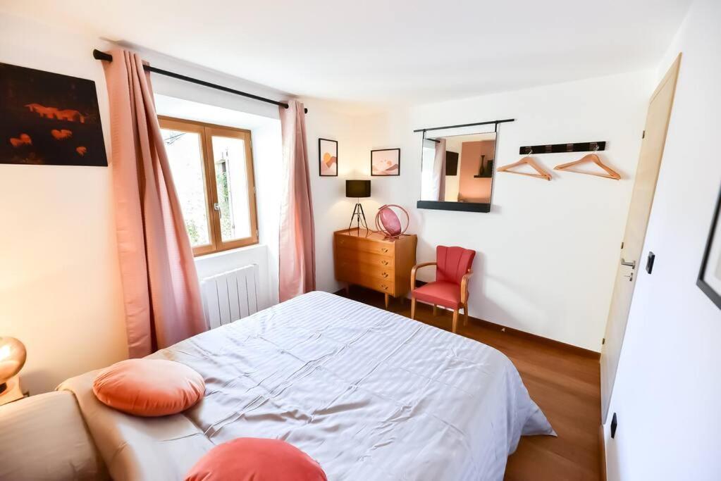Charmante Maison De Village Au Coeur Du Luberon Cucuron Dış mekan fotoğraf